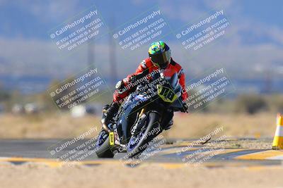 media/Dec-17-2023-CVMA (Sun) [[bf0c04832d]]/Race 2 Amateur Supersport Open/